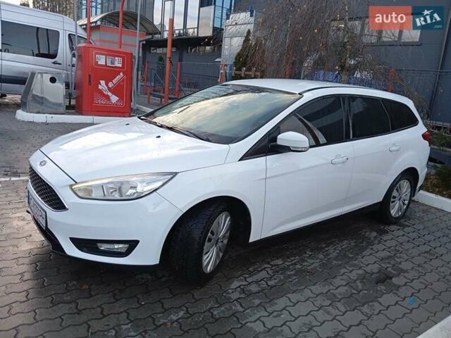 Белый Форд Фокус, объемом двигателя 1.5 л и пробегом 228 тыс. км за 9100 $, фото 16 на Automoto.ua