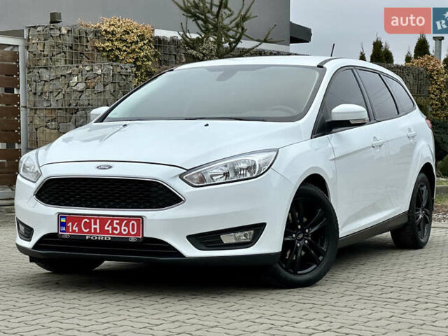 Белый Форд Фокус, объемом двигателя 1.5 л и пробегом 224 тыс. км за 10999 $, фото 7 на Automoto.ua
