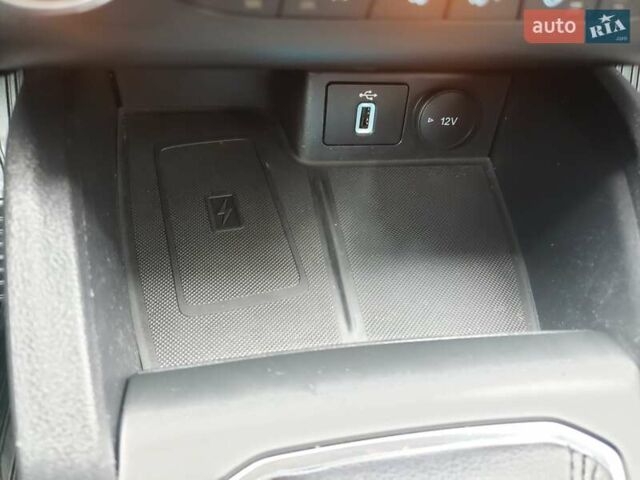 Белый Форд Фокус, объемом двигателя 1.5 л и пробегом 187 тыс. км за 13950 $, фото 73 на Automoto.ua