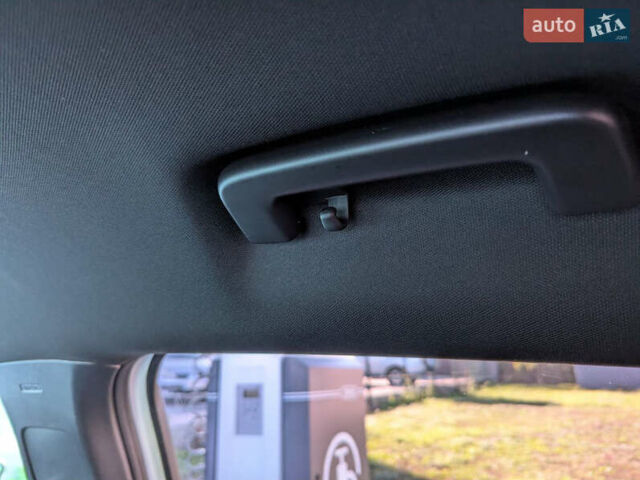 Белый Форд Фокус, объемом двигателя 1.5 л и пробегом 160 тыс. км за 15500 $, фото 35 на Automoto.ua