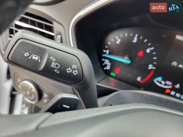 Белый Форд Фокус, объемом двигателя 1.5 л и пробегом 190 тыс. км за 14500 $, фото 88 на Automoto.ua