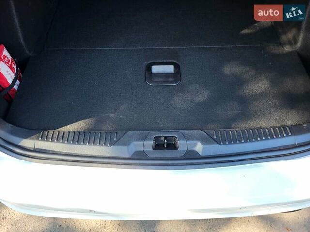 Белый Форд Фокус, объемом двигателя 1.5 л и пробегом 160 тыс. км за 13999 $, фото 51 на Automoto.ua