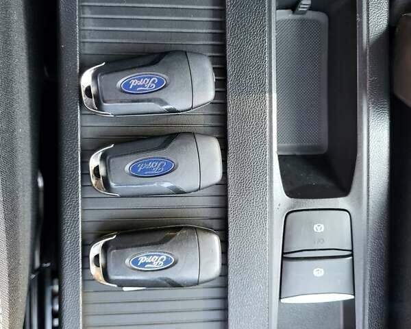 Белый Форд Фокус, объемом двигателя 1.5 л и пробегом 160 тыс. км за 13999 $, фото 39 на Automoto.ua