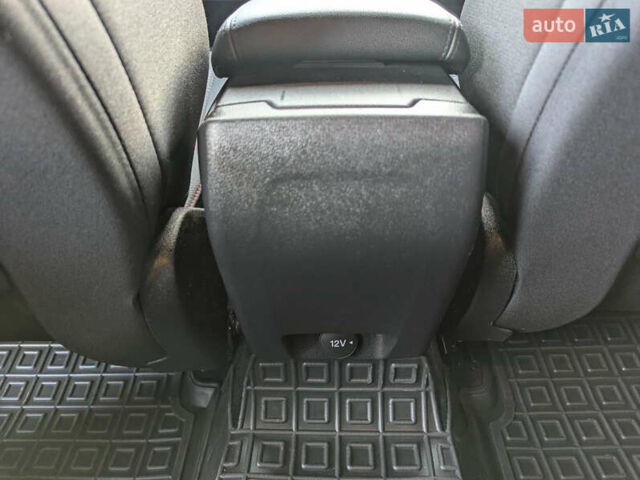 Белый Форд Фокус, объемом двигателя 1.5 л и пробегом 160 тыс. км за 15500 $, фото 33 на Automoto.ua