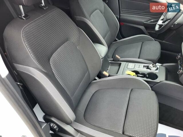 Белый Форд Фокус, объемом двигателя 1.5 л и пробегом 190 тыс. км за 14500 $, фото 42 на Automoto.ua