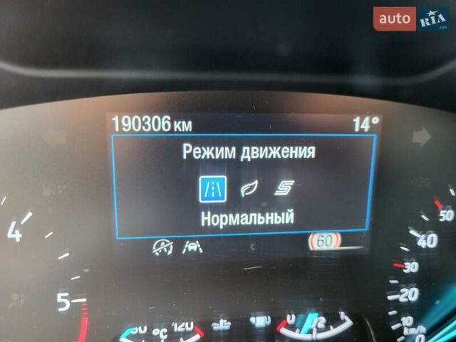 Белый Форд Фокус, объемом двигателя 1.5 л и пробегом 190 тыс. км за 14500 $, фото 6 на Automoto.ua