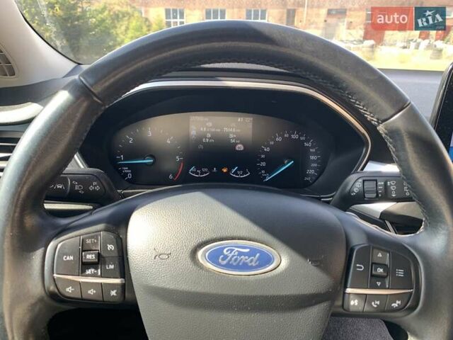 Белый Форд Фокус, объемом двигателя 1.5 л и пробегом 218 тыс. км за 13000 $, фото 10 на Automoto.ua