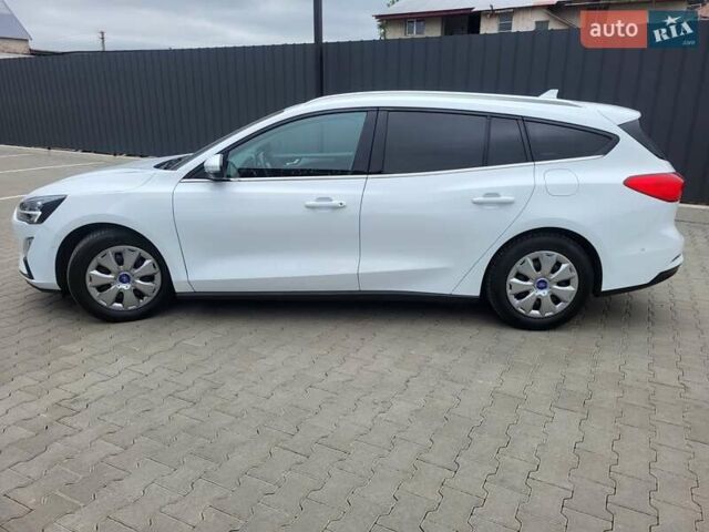 Белый Форд Фокус, объемом двигателя 1.5 л и пробегом 190 тыс. км за 14500 $, фото 61 на Automoto.ua