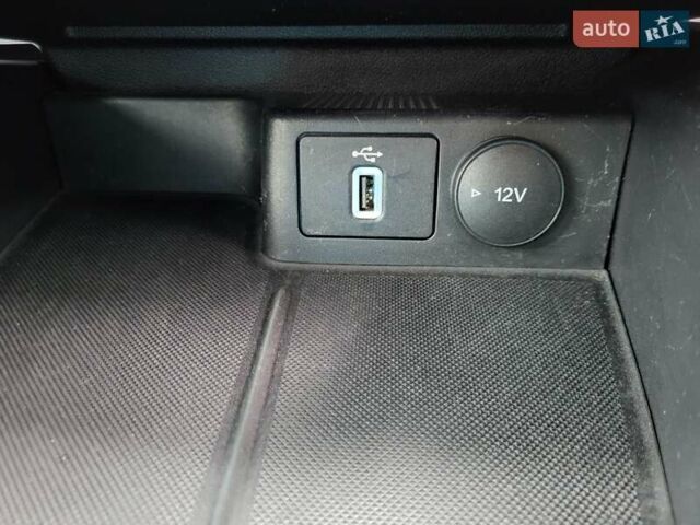 Белый Форд Фокус, объемом двигателя 1.5 л и пробегом 190 тыс. км за 14500 $, фото 48 на Automoto.ua