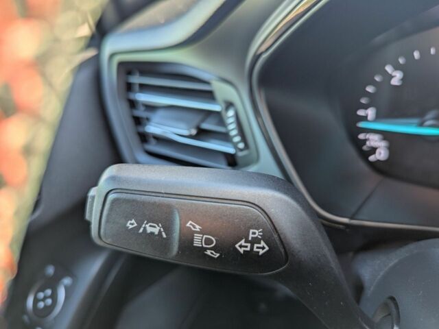 Белый Форд Фокус, объемом двигателя 1.5 л и пробегом 159 тыс. км за 15300 $, фото 13 на Automoto.ua