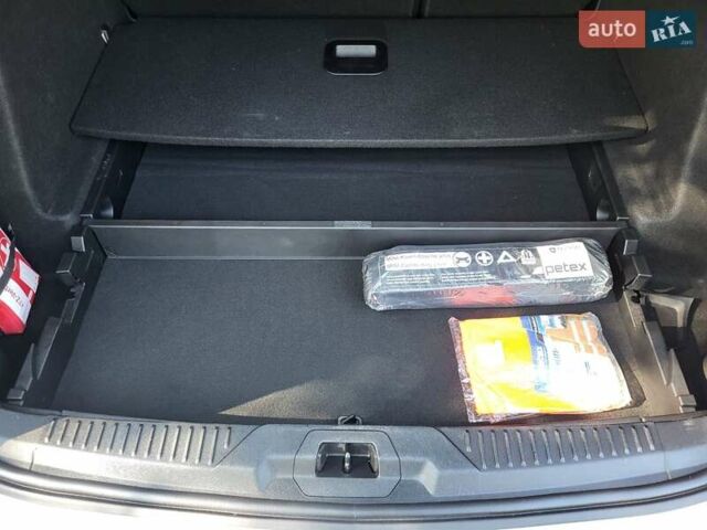 Белый Форд Фокус, объемом двигателя 1.5 л и пробегом 160 тыс. км за 13999 $, фото 52 на Automoto.ua