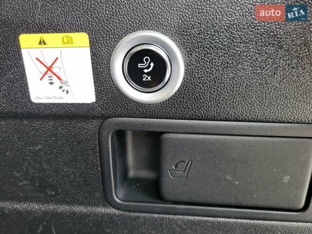 Белый Форд Фокус, объемом двигателя 1.5 л и пробегом 190 тыс. км за 14500 $, фото 32 на Automoto.ua