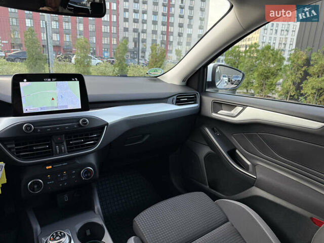 Белый Форд Фокус, объемом двигателя 2 л и пробегом 218 тыс. км за 16500 $, фото 36 на Automoto.ua