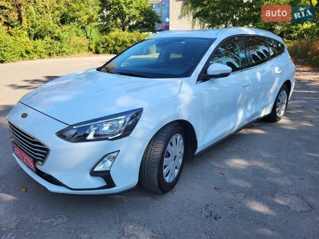 Белый Форд Фокус, объемом двигателя 1.5 л и пробегом 160 тыс. км за 13999 $, фото 19 на Automoto.ua