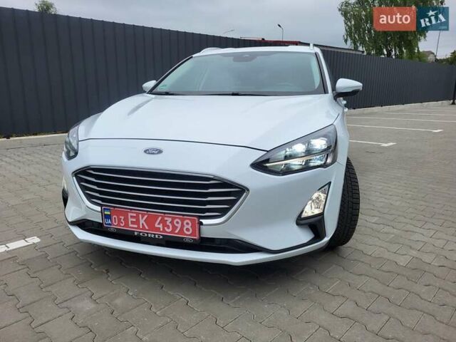 Белый Форд Фокус, объемом двигателя 1.5 л и пробегом 190 тыс. км за 14500 $, фото 63 на Automoto.ua