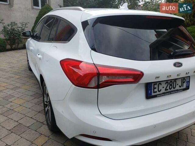 Белый Форд Фокус, объемом двигателя 1.5 л и пробегом 187 тыс. км за 13950 $, фото 17 на Automoto.ua