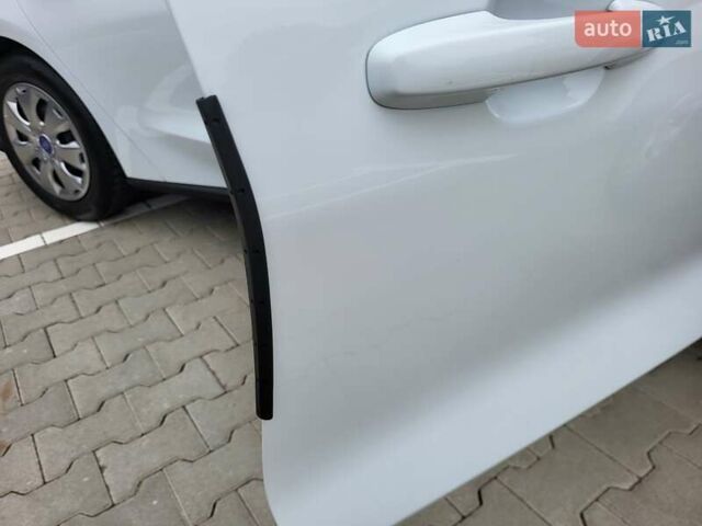 Белый Форд Фокус, объемом двигателя 1.5 л и пробегом 190 тыс. км за 14500 $, фото 54 на Automoto.ua