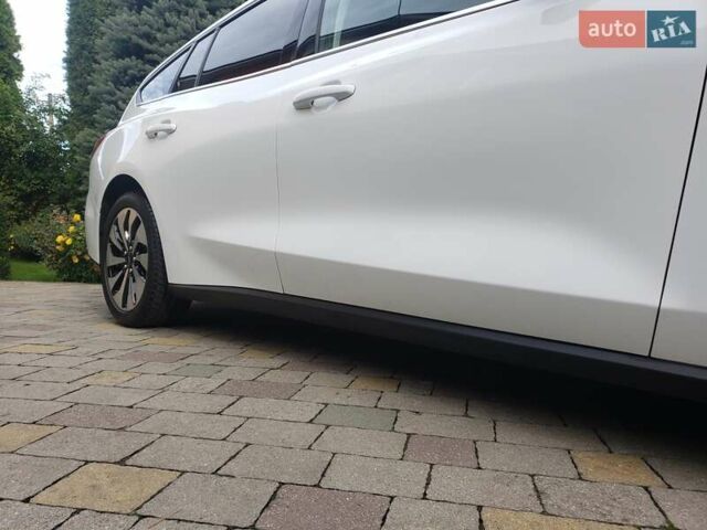 Белый Форд Фокус, объемом двигателя 1.5 л и пробегом 187 тыс. км за 13950 $, фото 35 на Automoto.ua