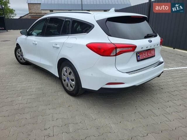 Белый Форд Фокус, объемом двигателя 1.5 л и пробегом 190 тыс. км за 14500 $, фото 59 на Automoto.ua