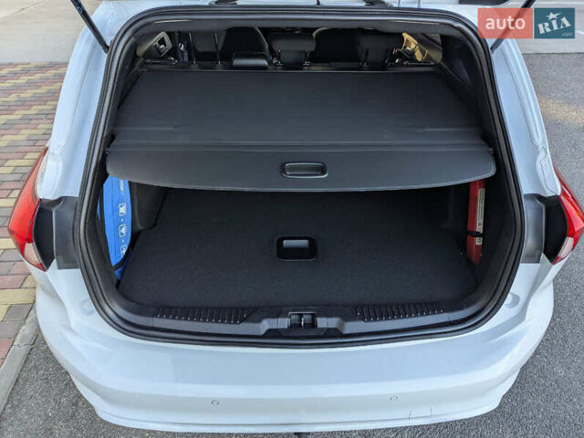 Белый Форд Фокус, объемом двигателя 1.5 л и пробегом 160 тыс. км за 15500 $, фото 21 на Automoto.ua