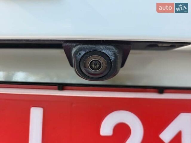 Белый Форд Фокус, объемом двигателя 1.5 л и пробегом 160 тыс. км за 13999 $, фото 12 на Automoto.ua