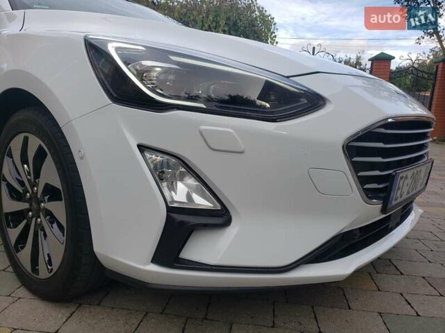 Белый Форд Фокус, объемом двигателя 1.5 л и пробегом 187 тыс. км за 13950 $, фото 41 на Automoto.ua