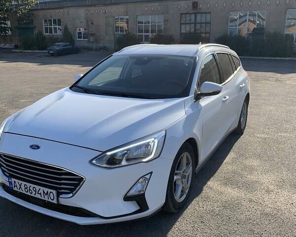 Белый Форд Фокус, объемом двигателя 1.5 л и пробегом 218 тыс. км за 13000 $, фото 7 на Automoto.ua