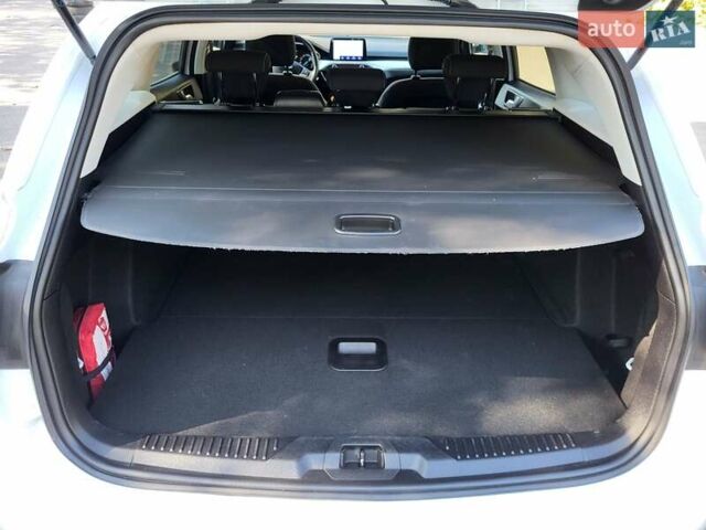 Белый Форд Фокус, объемом двигателя 1.5 л и пробегом 160 тыс. км за 13999 $, фото 53 на Automoto.ua