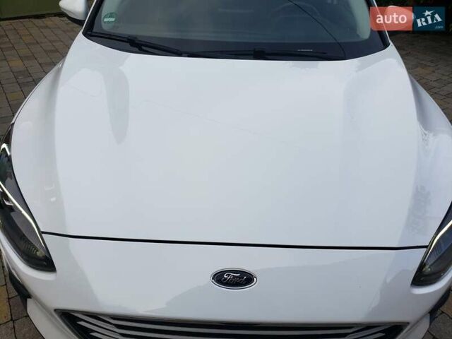 Белый Форд Фокус, объемом двигателя 1.5 л и пробегом 187 тыс. км за 13950 $, фото 44 на Automoto.ua