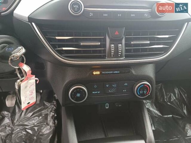 Білий Форд Фокус, об'ємом двигуна 1.5 л та пробігом 175 тис. км за 12300 $, фото 31 на Automoto.ua