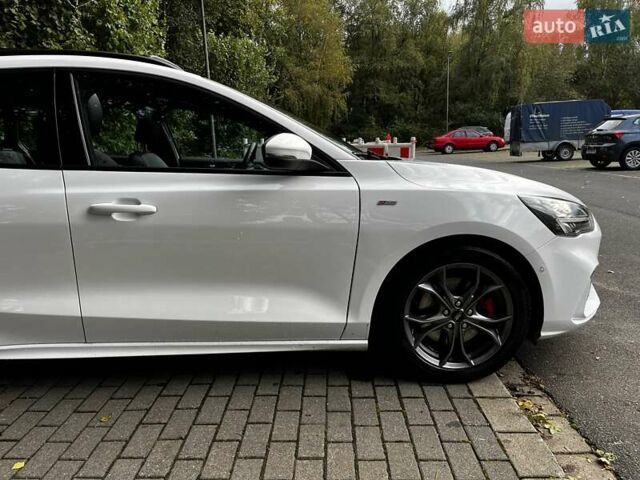 Белый Форд Фокус, объемом двигателя 1.5 л и пробегом 212 тыс. км за 14000 $, фото 39 на Automoto.ua