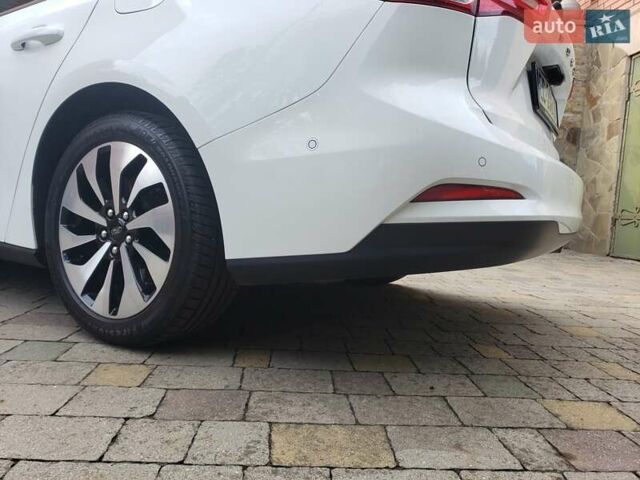 Белый Форд Фокус, объемом двигателя 1.5 л и пробегом 187 тыс. км за 13950 $, фото 15 на Automoto.ua