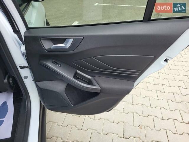 Белый Форд Фокус, объемом двигателя 1.5 л и пробегом 190 тыс. км за 14500 $, фото 30 на Automoto.ua