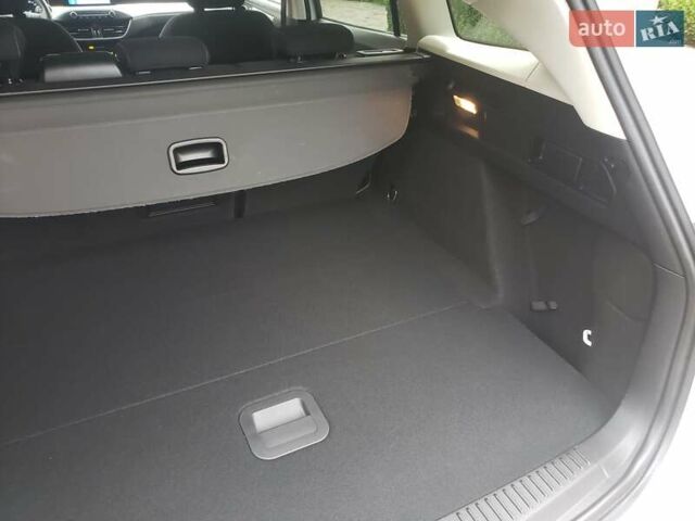 Белый Форд Фокус, объемом двигателя 1.5 л и пробегом 187 тыс. км за 13950 $, фото 81 на Automoto.ua