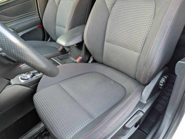 Белый Форд Фокус, объемом двигателя 1.5 л и пробегом 159 тыс. км за 15300 $, фото 20 на Automoto.ua