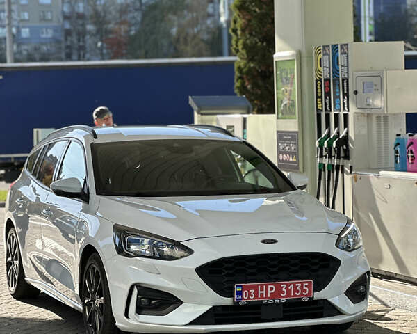 Белый Форд Фокус, объемом двигателя 1.5 л и пробегом 160 тыс. км за 15500 $, фото 51 на Automoto.ua