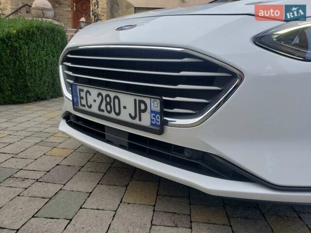 Белый Форд Фокус, объемом двигателя 1.5 л и пробегом 187 тыс. км за 13950 $, фото 43 на Automoto.ua