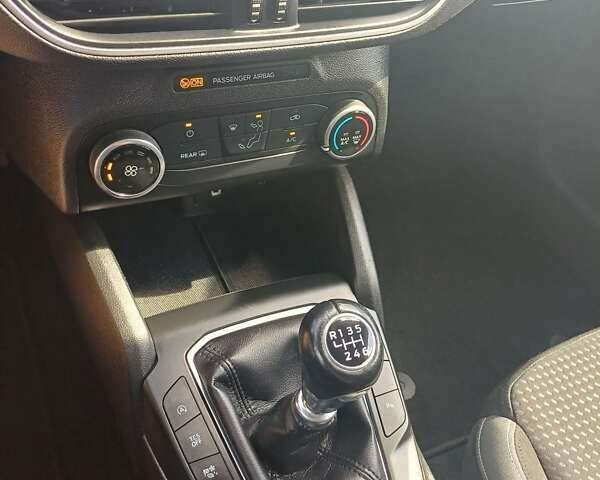 Белый Форд Фокус, объемом двигателя 1.5 л и пробегом 175 тыс. км за 11999 $, фото 34 на Automoto.ua