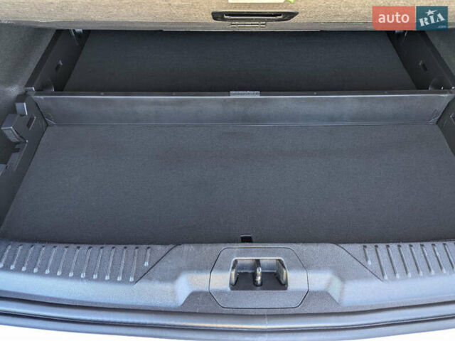 Белый Форд Фокус, объемом двигателя 1.5 л и пробегом 160 тыс. км за 15500 $, фото 29 на Automoto.ua