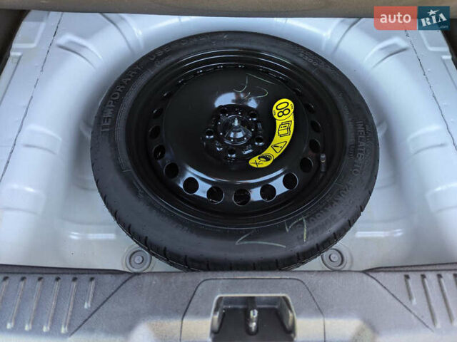 Белый Форд Фокус, объемом двигателя 1.5 л и пробегом 160 тыс. км за 15500 $, фото 28 на Automoto.ua