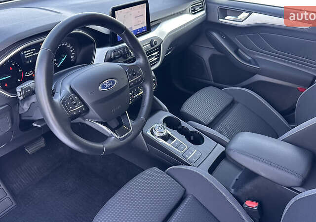 Белый Форд Фокус, объемом двигателя 1.5 л и пробегом 160 тыс. км за 14750 $, фото 25 на Automoto.ua