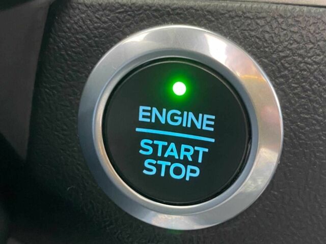 Белый Форд Фокус, объемом двигателя 1.5 л и пробегом 194 тыс. км за 13950 $, фото 11 на Automoto.ua