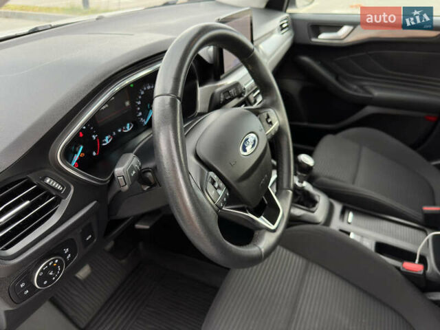 Белый Форд Фокус, объемом двигателя 1.5 л и пробегом 140 тыс. км за 14500 $, фото 40 на Automoto.ua