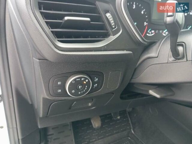 Белый Форд Фокус, объемом двигателя 1.5 л и пробегом 208 тыс. км за 11500 $, фото 23 на Automoto.ua