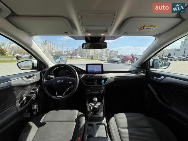 Белый Форд Фокус, объемом двигателя 1.5 л и пробегом 82 тыс. км за 14300 $, фото 12 на Automoto.ua