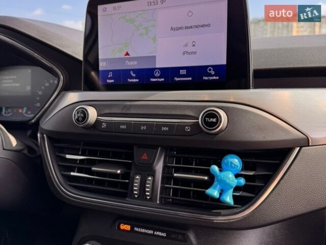 Белый Форд Фокус, объемом двигателя 1.5 л и пробегом 82 тыс. км за 14300 $, фото 18 на Automoto.ua