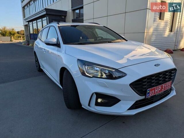 Белый Форд Фокус, объемом двигателя 1.5 л и пробегом 159 тыс. км за 16500 $, фото 7 на Automoto.ua