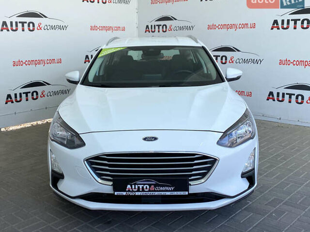 Белый Форд Фокус, объемом двигателя 1.5 л и пробегом 194 тыс. км за 13950 $, фото 1 на Automoto.ua
