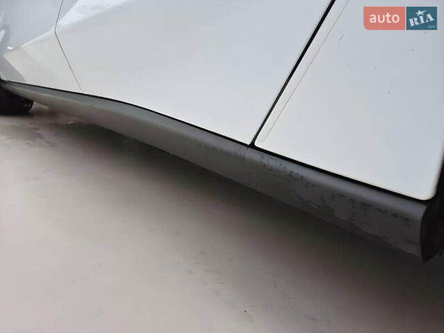 Белый Форд Фокус, объемом двигателя 1.5 л и пробегом 189 тыс. км за 11300 $, фото 8 на Automoto.ua