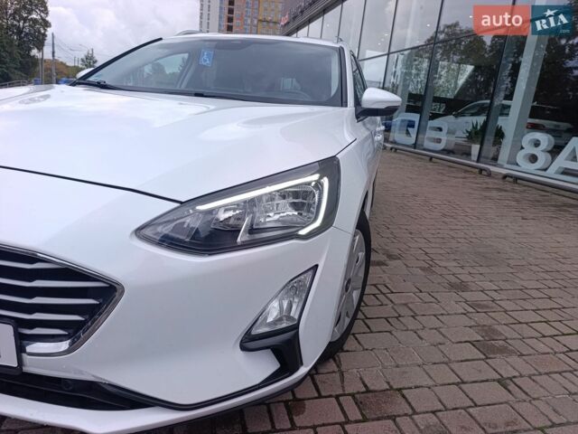 Белый Форд Фокус, объемом двигателя 1.5 л и пробегом 178 тыс. км за 12500 $, фото 13 на Automoto.ua